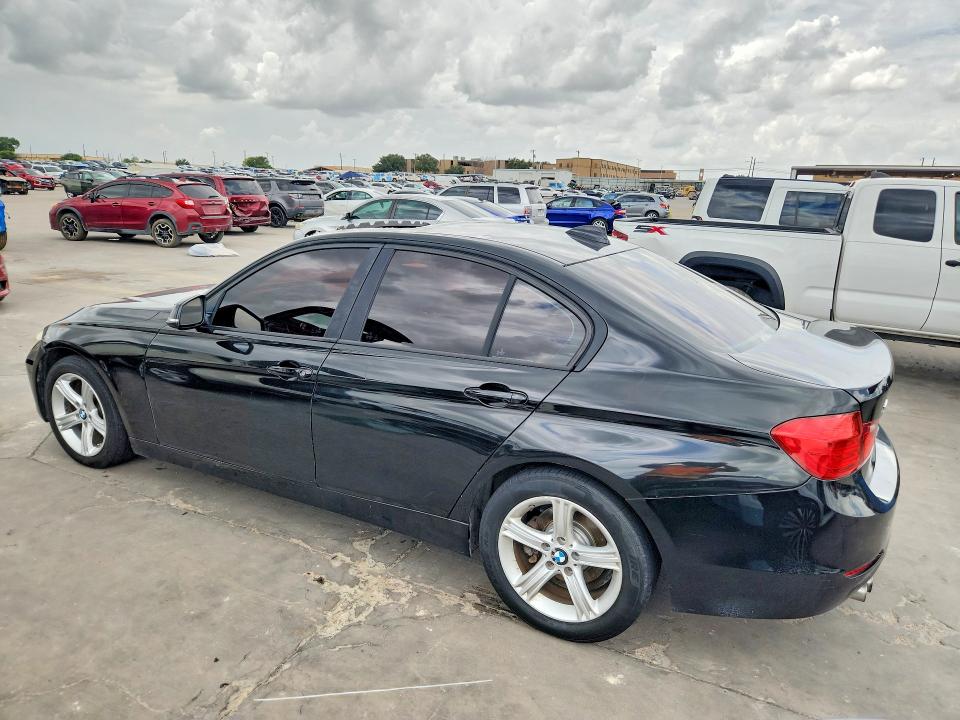 2015 Bmw 328 მანქანა იყიდება აუქციონზე, vin: WBA3B5C53FF960105, აუქციონის ნომერი: 61238316