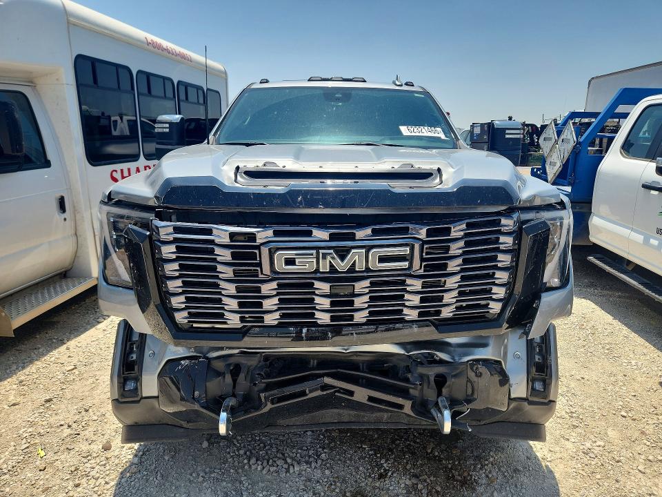 62321466 :رقم المزاد ، 1GT4UYEY2SF120823 vin ، 2025 Gmc Sierra مزاد بيع