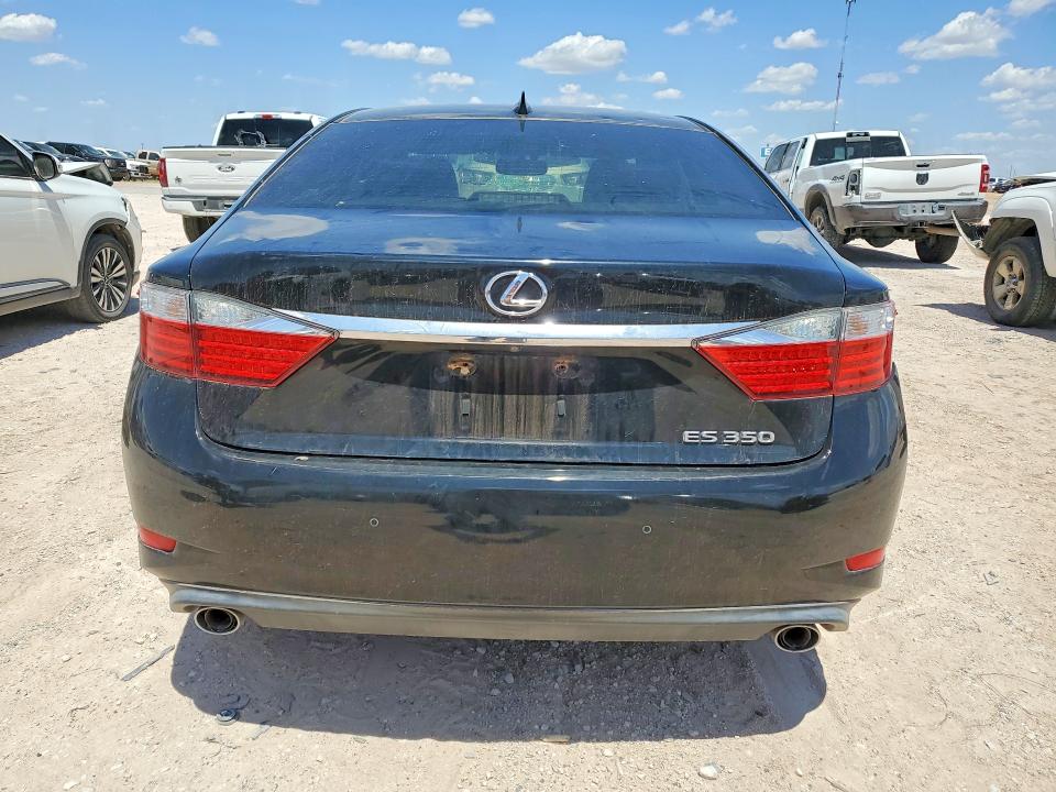 60066526 :رقم المزاد ، JTHBK1GG1F2208931 vin ، 2015 Lexus Es مزاد بيع