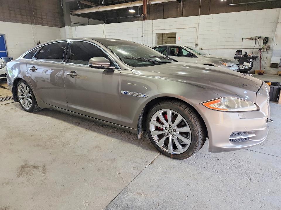 63207196 :رقم المزاد ، SAJWA2GB4BLV06749 vin ، 2011 Jaguar Xjl مزاد بيع