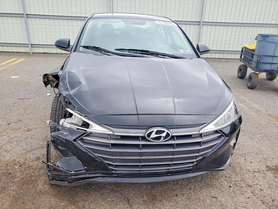 2019 Hyundai Elantra მანქანა იყიდება აუქციონზე, vin: 5NPD74LF2KH459671, აუქციონის ნომერი: 61359766