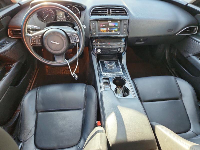 Продаж на аукціоні авто 2017 Jaguar Xe, vin: SAJAR4BG0HA977531, номер лоту: 61584226