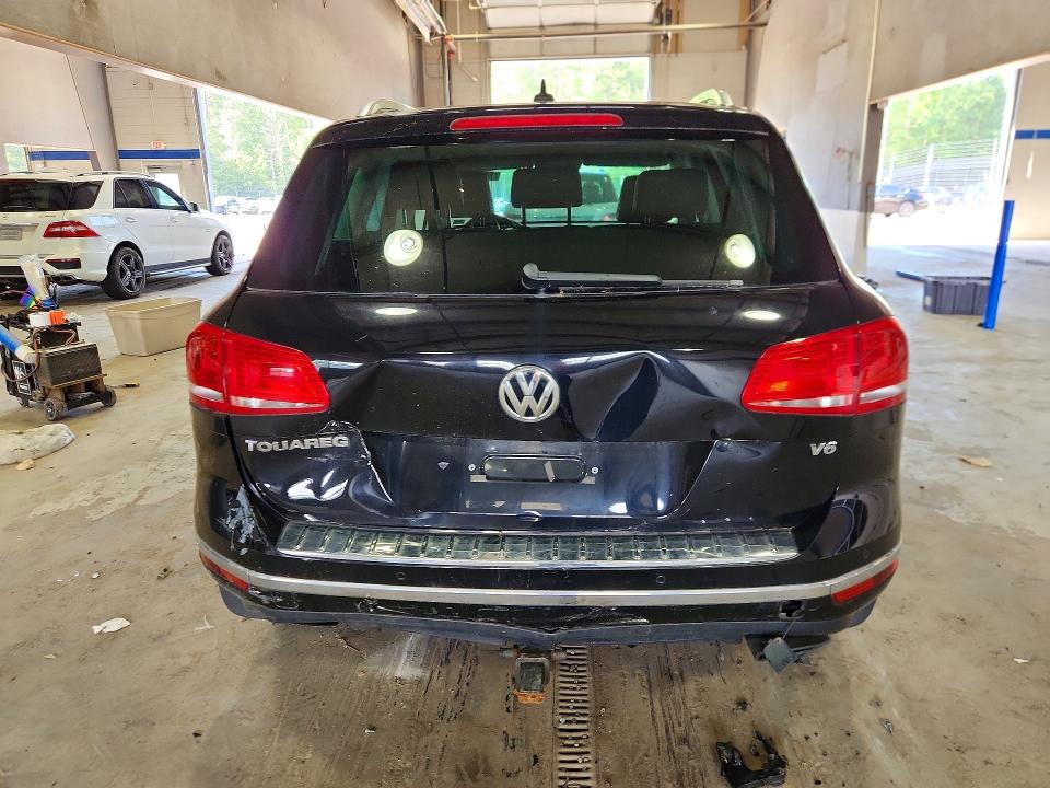 60840256 :رقم المزاد ، WVGEF9BP3GD012239 vin ، 2016 Volkswagen Touareg مزاد بيع