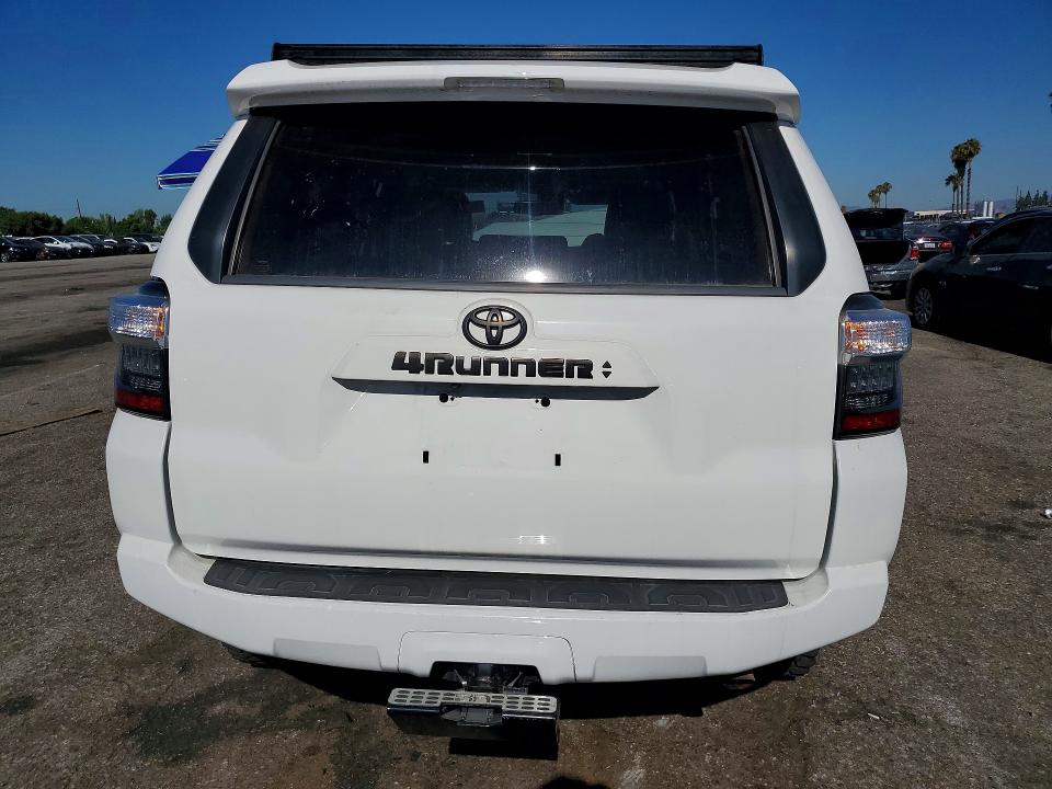 Продажа на аукционе авто 2020 Toyota 4runner, vin: JTEBU5JR4L5781633, номер лота: 59894006