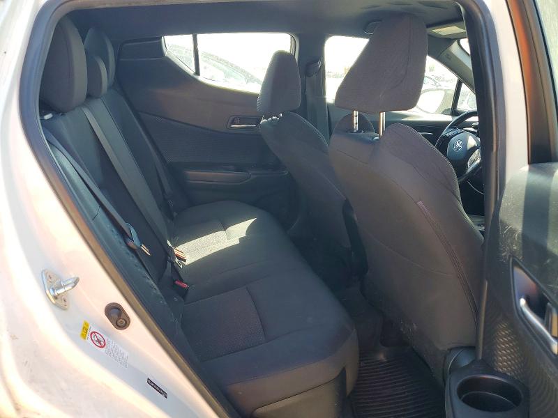 62132526 :رقم المزاد ، NMTKHMBX6JR050787 vin ، 2018 Toyota C-hr مزاد بيع