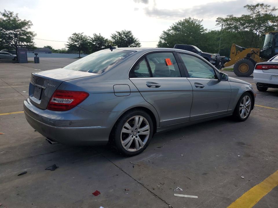 Продажа на аукционе авто 2013 Mercedes-benz C, vin: WDDGF8AB3DR244096, номер лота: 61531666