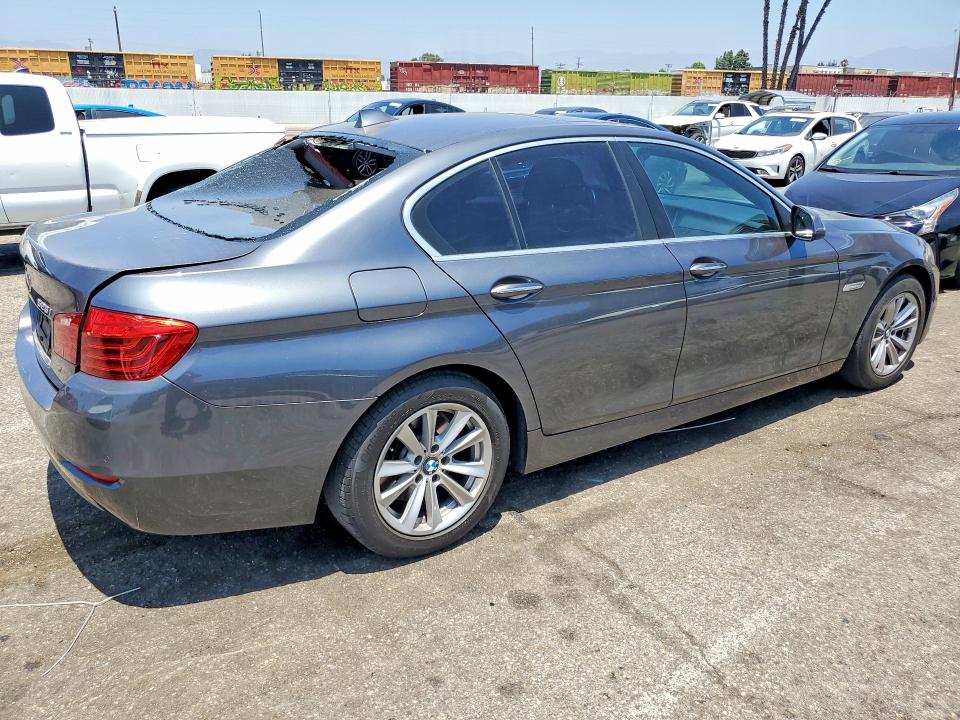 59386516 :رقم المزاد ، WBA5A5C54GG353251 vin ، 2016 Bmw 528 مزاد بيع