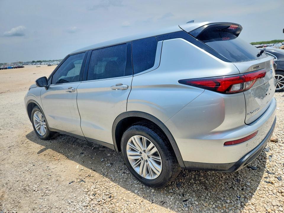 Продажа на аукционе авто 2022 Mitsubishi Outlander, vin: JA4J3TA81NZ083646, номер лота: 61886706