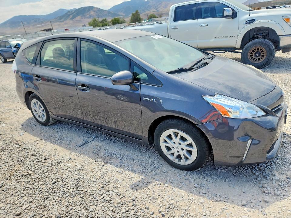 61351766 :رقم المزاد ، JTDZN3EU9D3222269 vin ، 2013 Toyota Prius V مزاد بيع