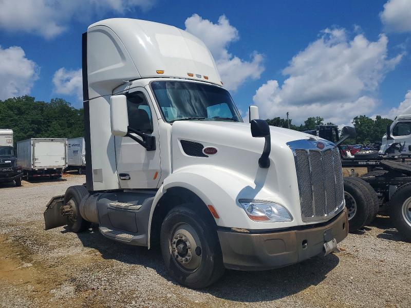 Продажа на аукционе авто 2016 Peterbilt 579, vin: 1XPBA48XXGD361705, номер лота: 57897346
