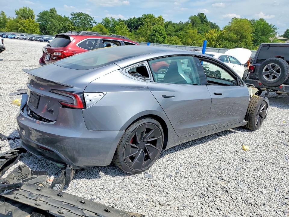 62845716 :رقم المزاد ، 5YJ3E1ET0RF864665 vin ، 2024 Tesla Model 3 مزاد بيع