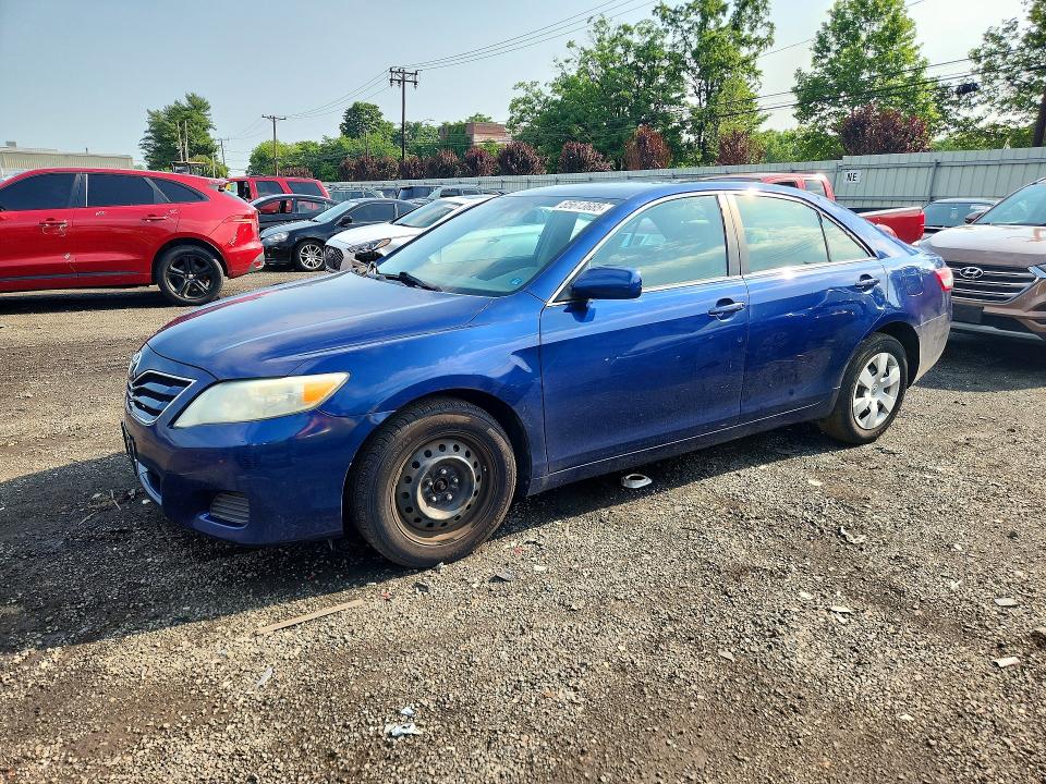 2010 Toyota Camry მანქანა იყიდება აუქციონზე, vin: 4T1BF3EK4AU571810, აუქციონის ნომერი: 85613685