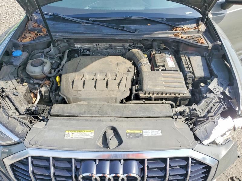 62633576 :رقم المزاد ، WA1EECF31L1026920 vin ، 2020 Audi Q3 مزاد بيع