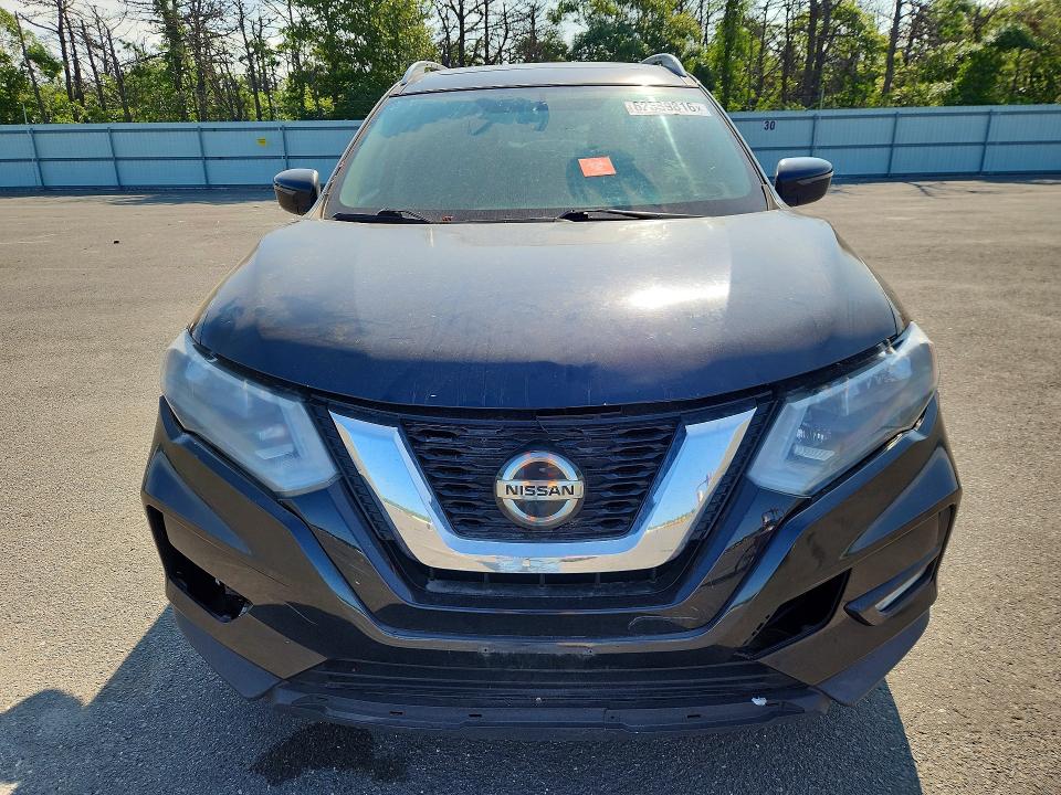 62389816 :رقم المزاد ، 5N1AT2MV4JC804276 vin ، 2018 Nissan Rogue مزاد بيع