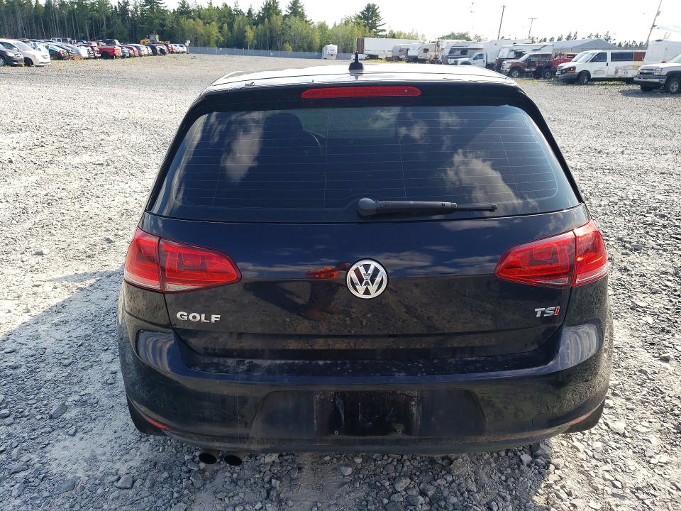 61841276 :رقم المزاد ، 3VW217AU4FM074136 vin ، 2015 Volkswagen Golf مزاد بيع