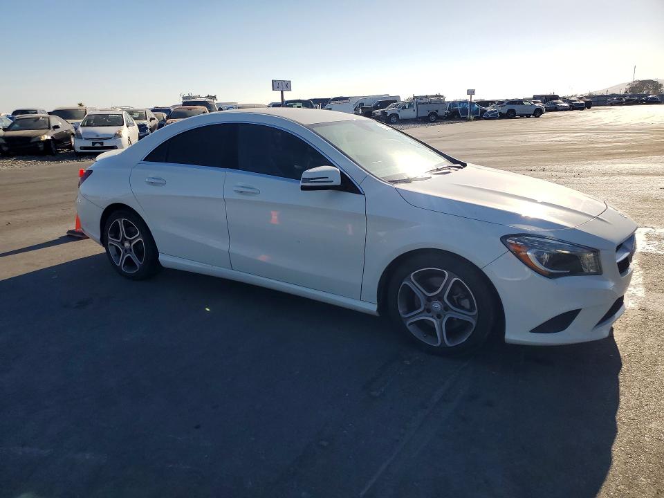 63552136 :رقم المزاد ، WDDSJ4EB7EN148945 vin ، 2014 Mercedes-benz Cla مزاد بيع
