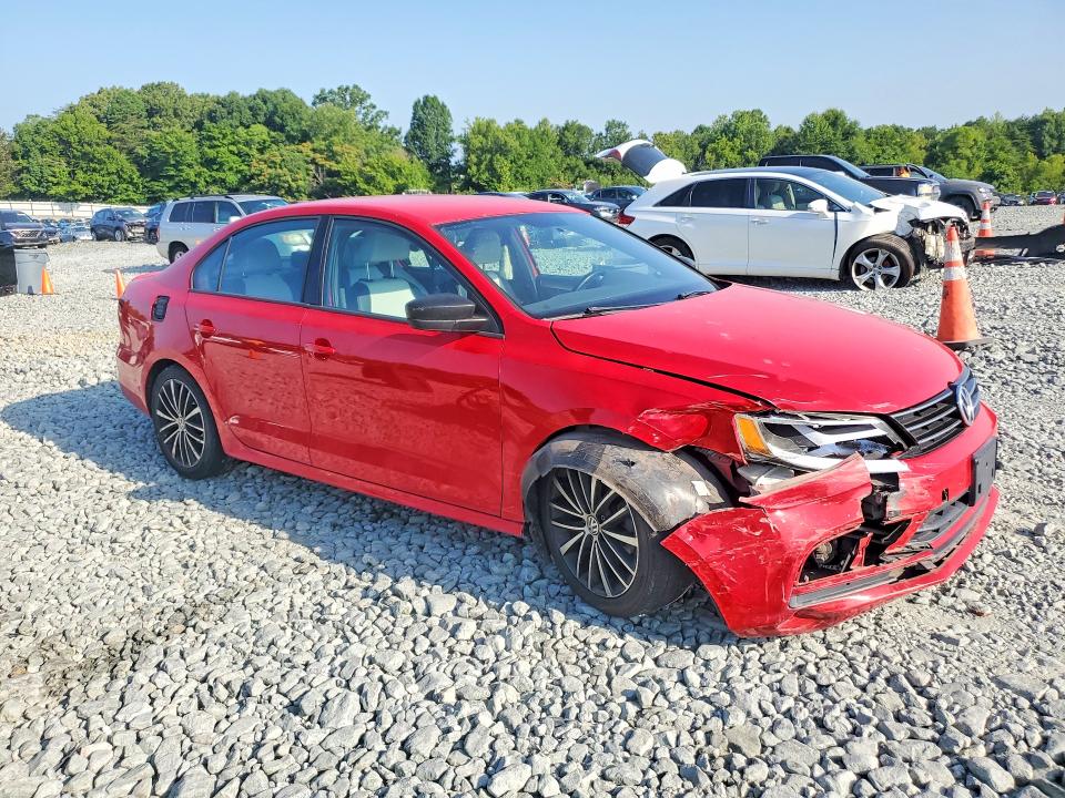 59623306 :رقم المزاد ، 3VWB17AJ4GM244230 vin ، 2016 Volkswagen Jetta مزاد بيع