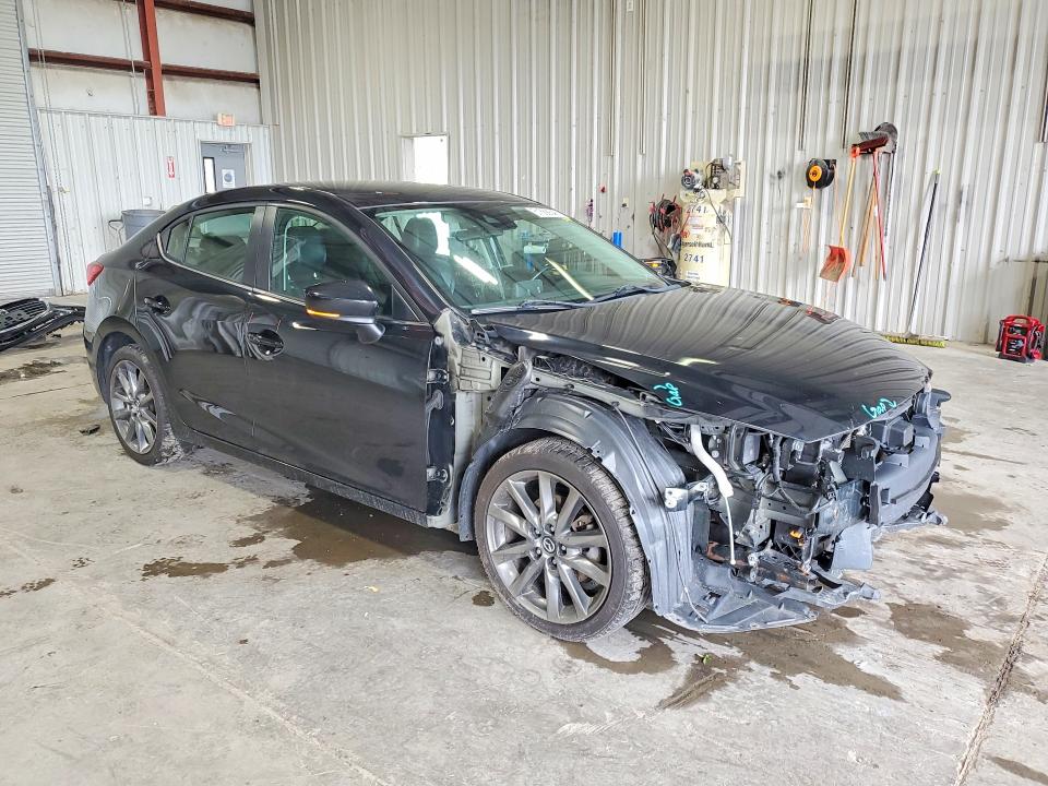 Aukcja sprzedaży 2018 Mazda 3, vin: 3MZBN1V32JM197767, numer aukcji: 61888646