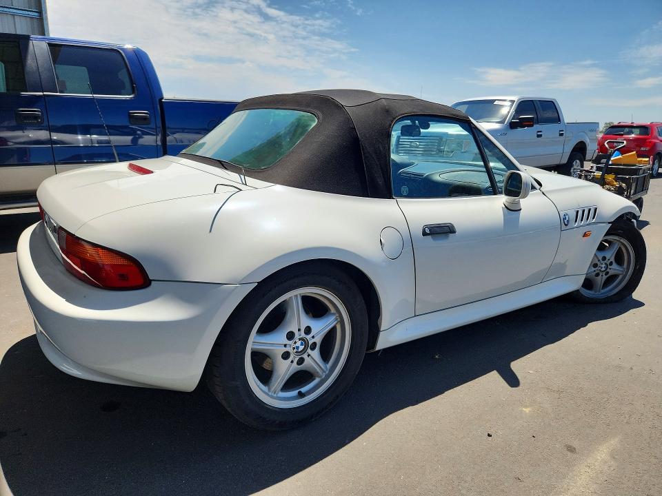 61355496 :رقم المزاد ، 4USCH9333XLG01523 vin ، 1999 Bmw Z3 مزاد بيع