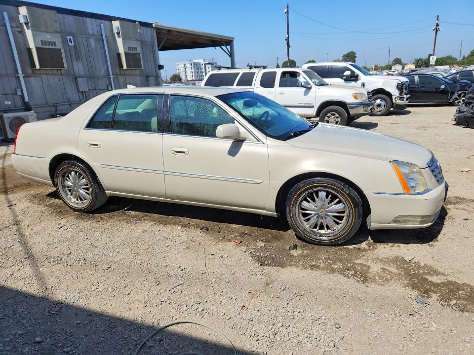 2010 Cadillac Dts მანქანა იყიდება აუქციონზე, vin: 1G6KR5EY9AU125537, აუქციონის ნომერი: 59655026