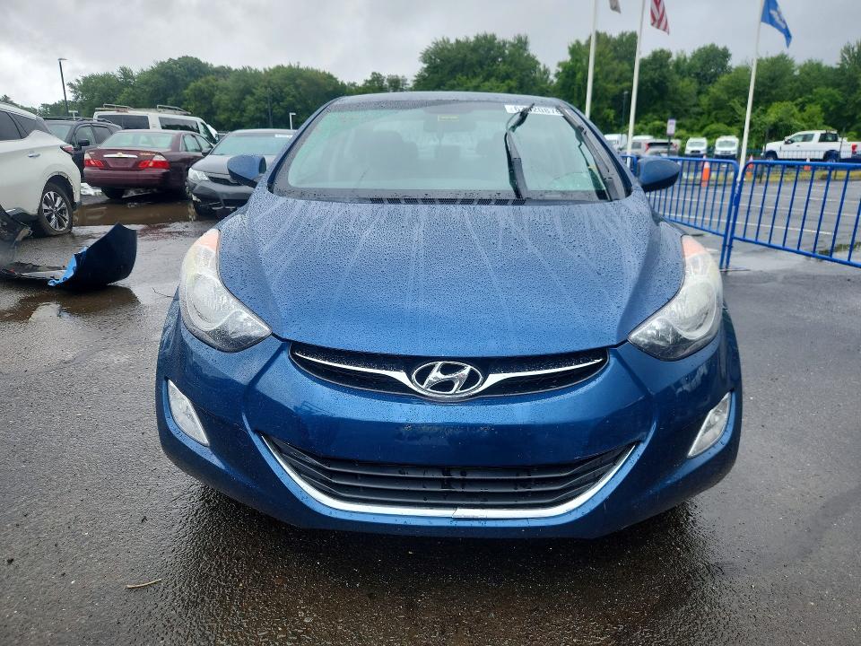 Продажа на аукционе авто 2013 Hyundai Elantra, vin: KMHDH4AE5DU013672, номер лота: 63020876