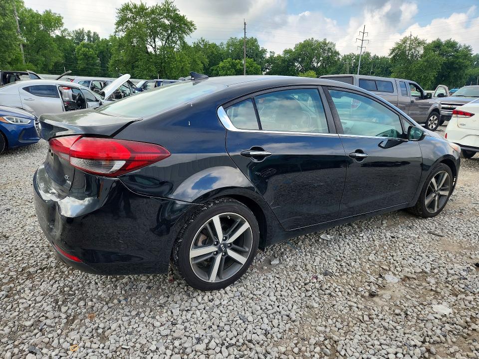 2018 Kia Forte მანქანა იყიდება აუქციონზე, vin: 3KPFN4A89JE178263, აუქციონის ნომერი: 60135536