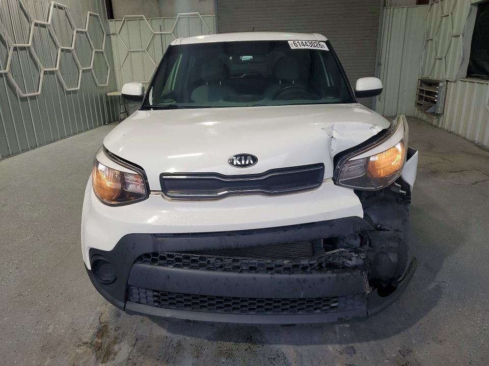 Продаж на аукціоні авто 2017 Kia Soul, vin: KNDJN2A2XH7451473, номер лоту: 61443026