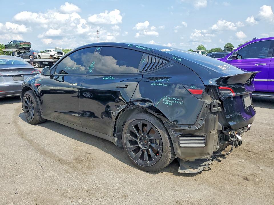 61638166 :رقم المزاد ، 7SAYGAEE9PF706004 vin ، 2023 Tesla Model Y مزاد بيع