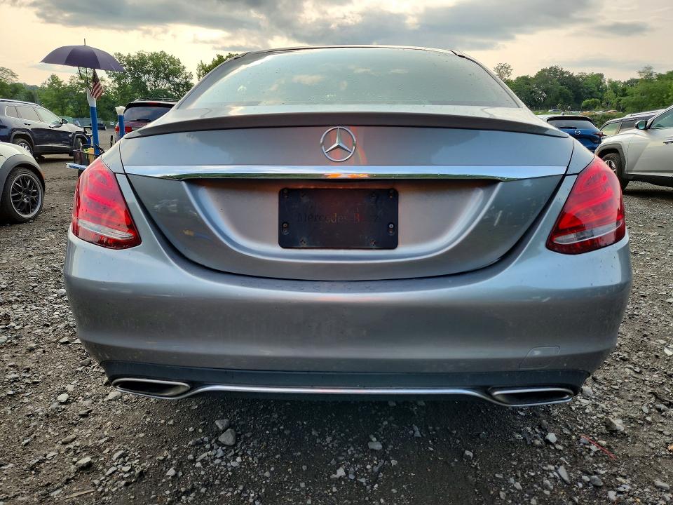 60695356 :رقم المزاد ، 55SWF4KB4GU127035 vin ، 2016 Mercedes-benz C مزاد بيع