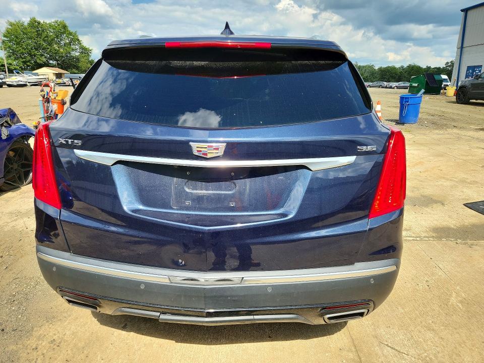 63300326 :رقم المزاد ، 1GYKNARS3HZ120090 vin ، 2017 Cadillac Xt5 مزاد بيع