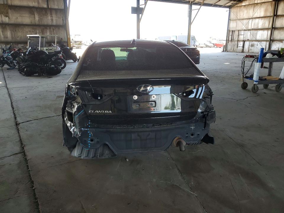 Продажа на аукционе авто 2018 Hyundai Elantra, vin: 5NPD84LF4JH395323, номер лота: 60696316