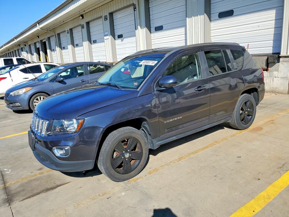 60580716 :رقم المزاد ، 1C4NJCEA2FD111205 vin ، 2015 Jeep Compass مزاد بيع