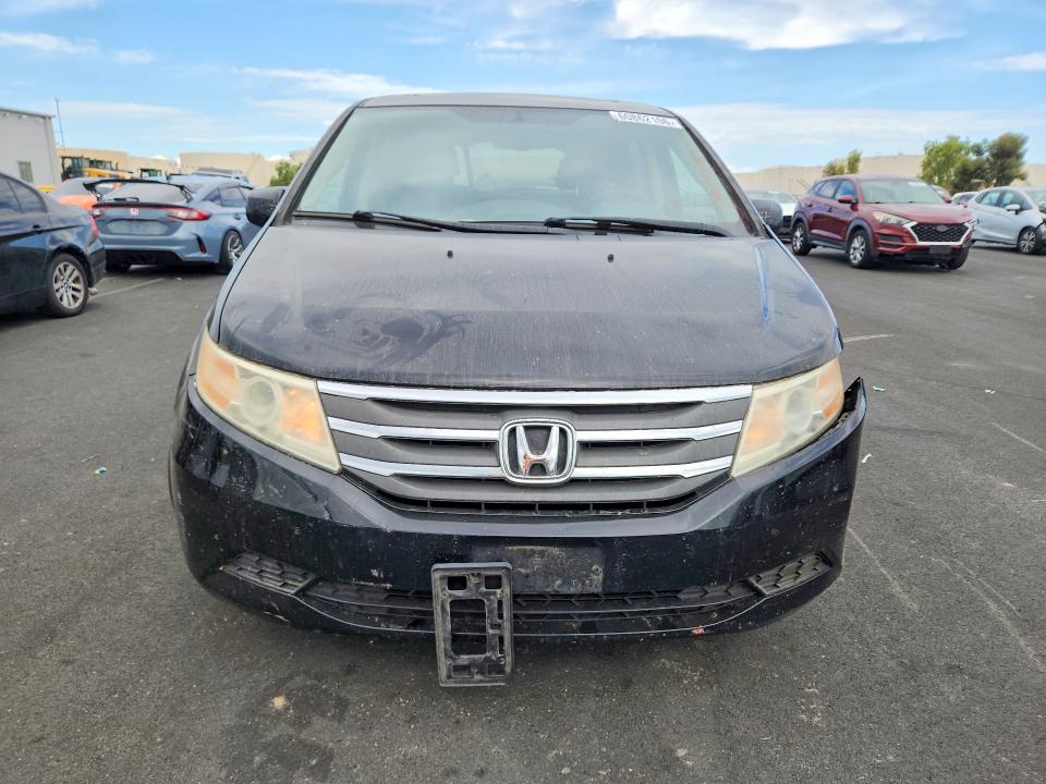 60862106 :رقم المزاد ، 5FNRL5H68DB045909 vin ، 2013 Honda Odyssey مزاد بيع