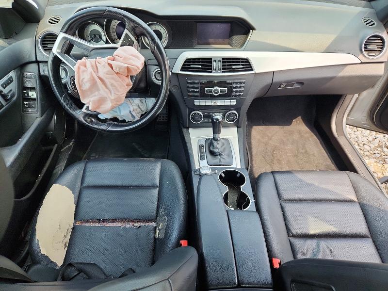 2014 Mercedes-benz C-class მანქანა იყიდება აუქციონზე, vin: WDDGF8ABXER305624, აუქციონის ნომერი: 60299916