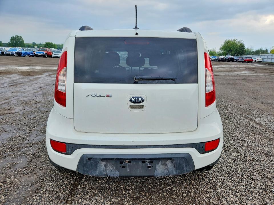 61848936 :رقم المزاد ، KNDJT2A61D7776452 vin ، 2013 Kia Soul مزاد بيع