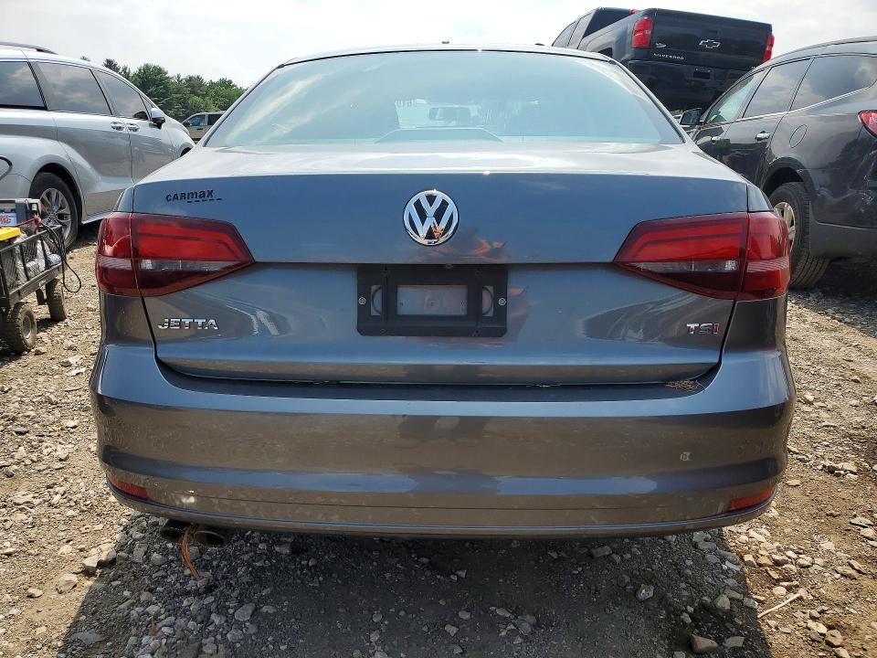 2018 Volkswagen Jetta მანქანა იყიდება აუქციონზე, vin: 3VW2B7AJXJM220714, აუქციონის ნომერი: 61934876