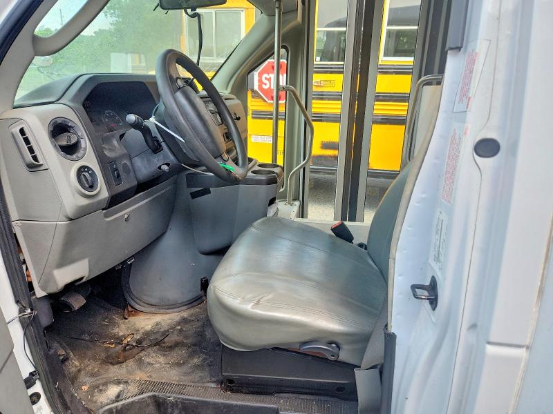 2018 Ford Econoline მანქანა იყიდება აუქციონზე, vin: 1FDEE4F66HDC39871, აუქციონის ნომერი: 85613845