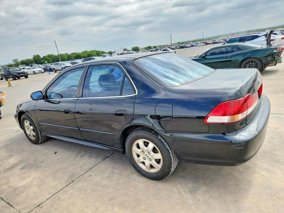 2001 Honda Accord მანქანა იყიდება აუქციონზე, vin: JHMCG56661C010063, აუქციონის ნომერი: 61396306