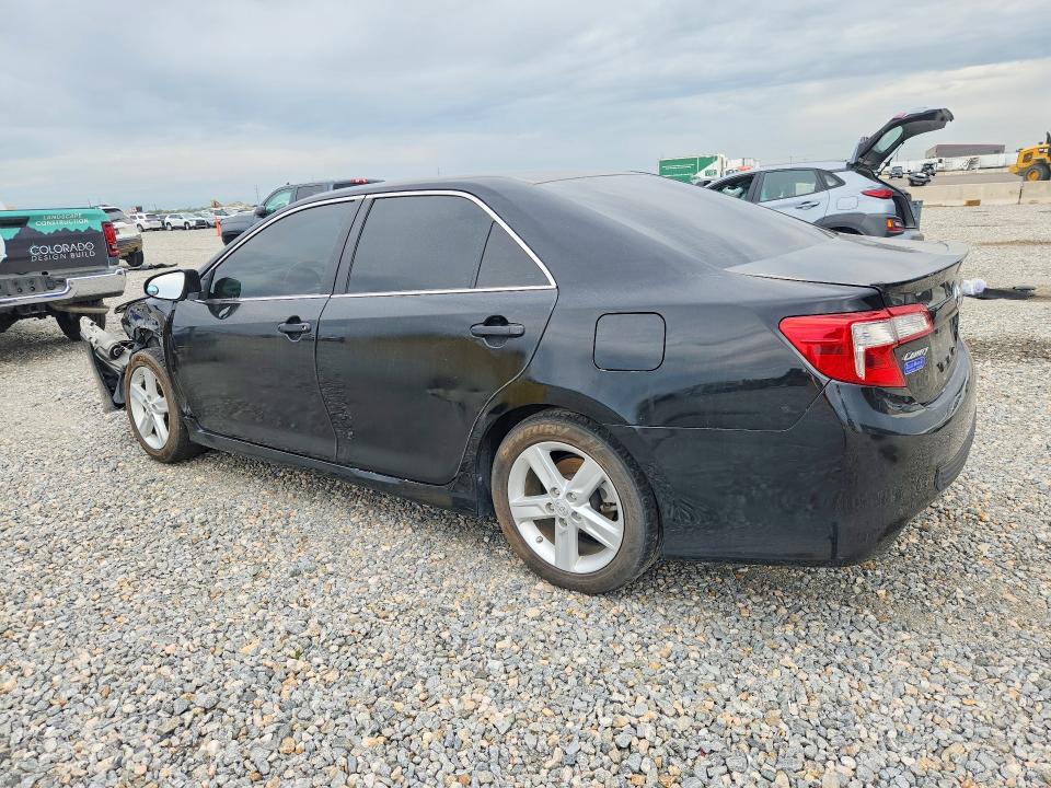 62391046 :رقم المزاد ، 4T1BF1FK2DU286742 vin ، 2013 Toyota Camry مزاد بيع