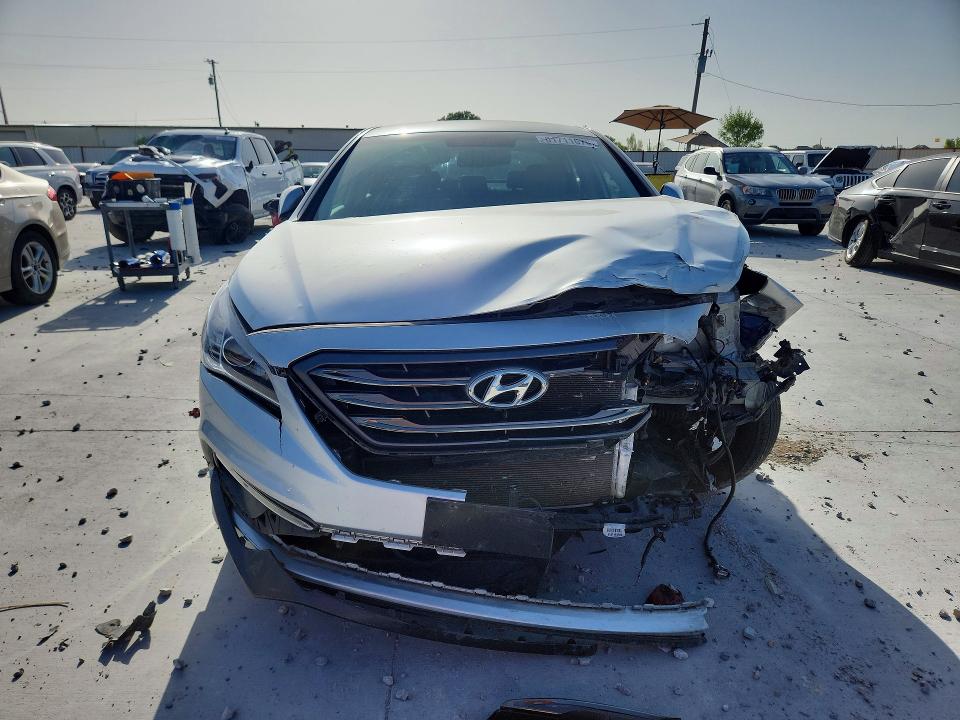 2015 Hyundai Sonata მანქანა იყიდება აუქციონზე, vin: 5NPE34AF1FH106167, აუქციონის ნომერი: 61711676