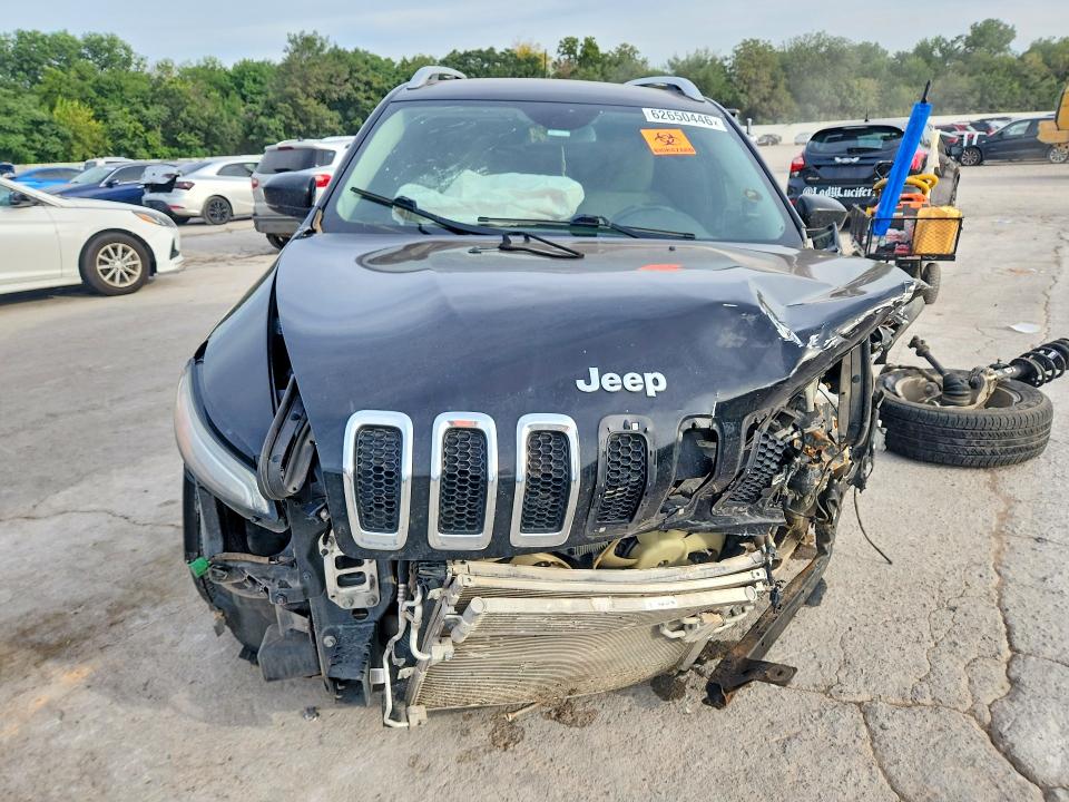 2017 Jeep Cherokee მანქანა იყიდება აუქციონზე, vin: 1C4PJLCS8HW641349, აუქციონის ნომერი: 62650446