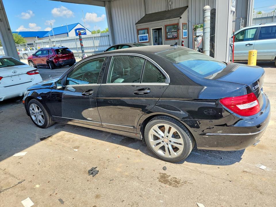 Продаж на аукціоні авто 2013 Mercedes-benz C, vin: WDDGF8AB6DA881689, номер лоту: 59780206