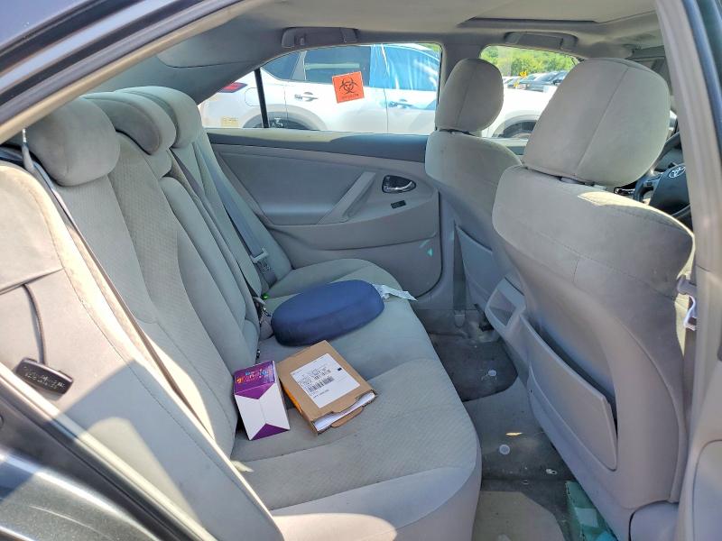 61577736 :رقم المزاد ، 4T4BE46K89R048041 vin ، 2009 Toyota Camry مزاد بيع