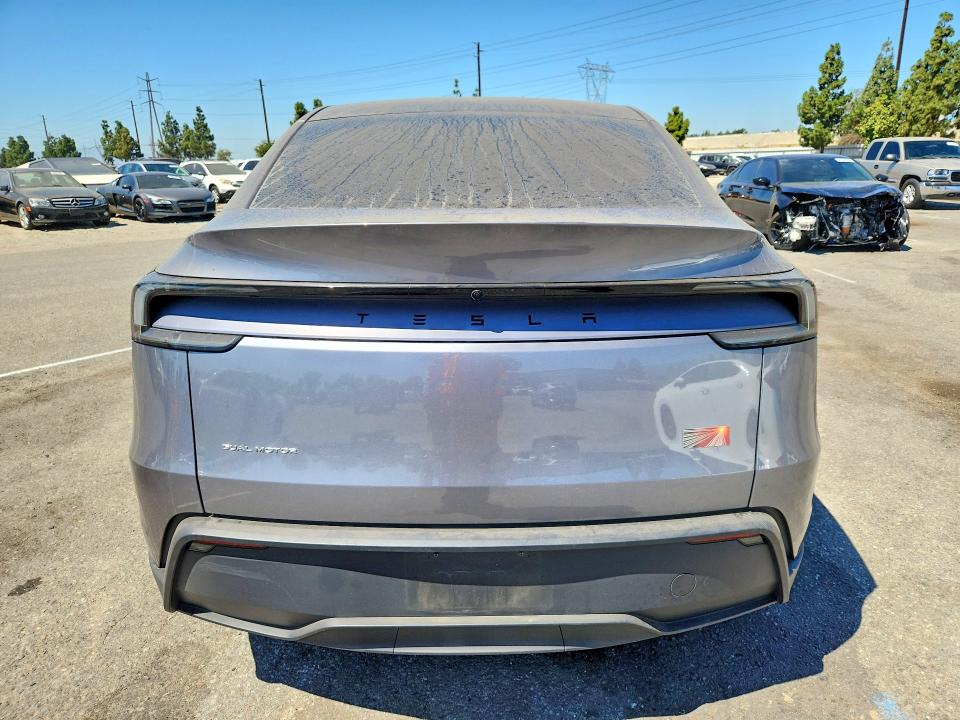 60014786 :رقم المزاد ، 7SAYGDEE5TF329439 vin ، 2026 Tesla Model Y مزاد بيع