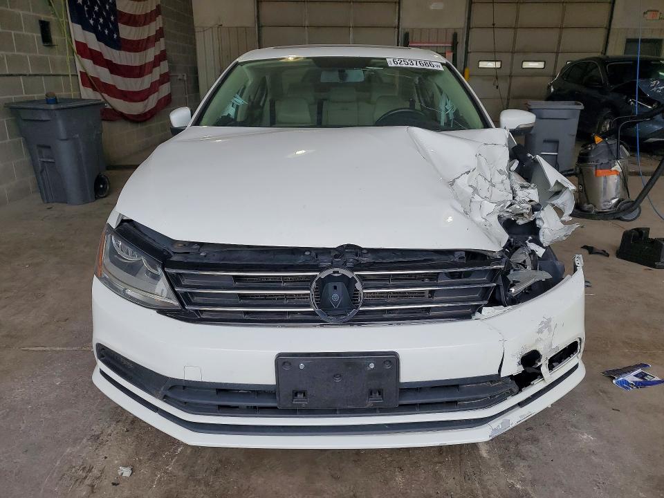 Продажа на аукционе авто 2017 Volkswagen Jetta, vin: 3VWDB7AJ7HM380522, номер лота: 62537686