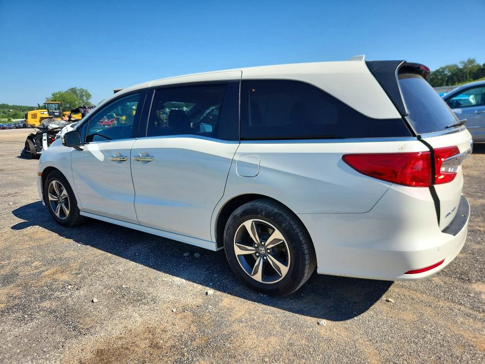 Продажа на аукционе авто 2018 Honda Odyssey, vin: 5FNRL6H81JB020837, номер лота: 61312976