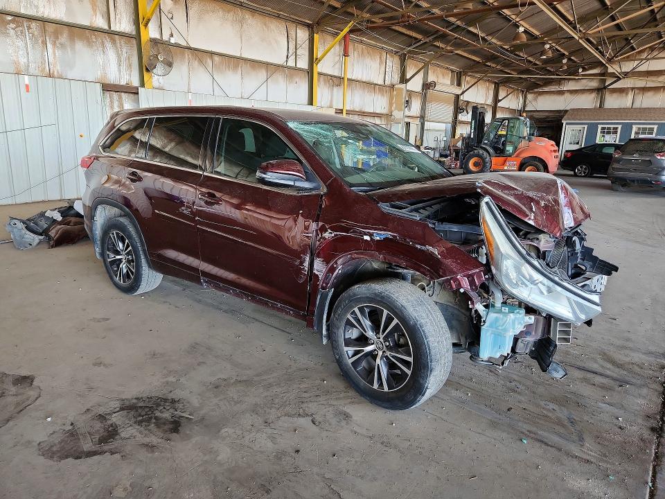 2017 Toyota Highlander მანქანა იყიდება აუქციონზე, vin: 5TDBZRFH7HS467148, აუქციონის ნომერი: 62757666