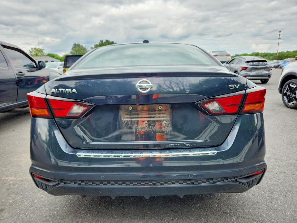 63194686 :رقم المزاد ، 1N4BL4DV4MN342501 vin ، 2021 Nissan Altima مزاد بيع