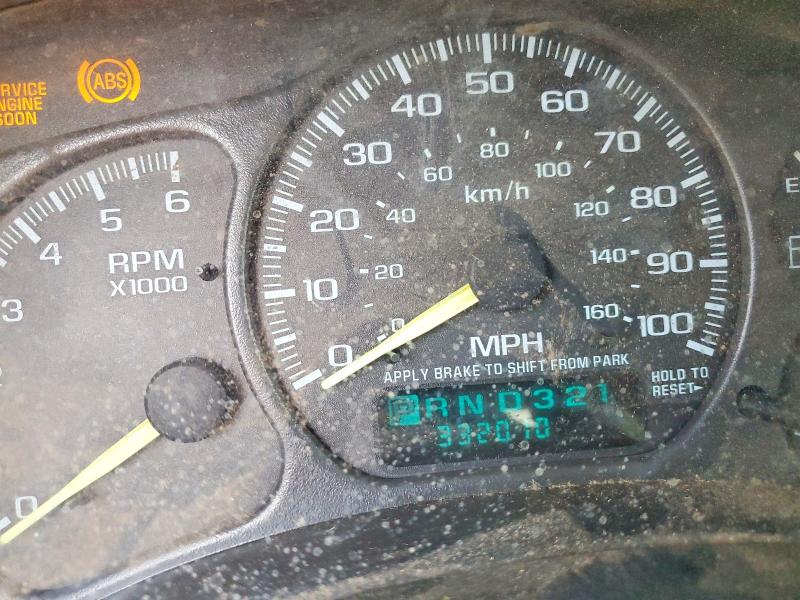Продажа на аукционе авто 2001 Chevrolet Silverado, vin: 2GCEC19T411244837, номер лота: 59835666