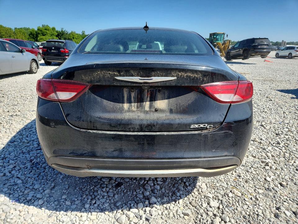 61992466 :رقم المزاد ، 1C3CCCCB7FN561654 vin ، 2015 Chrysler 200 مزاد بيع